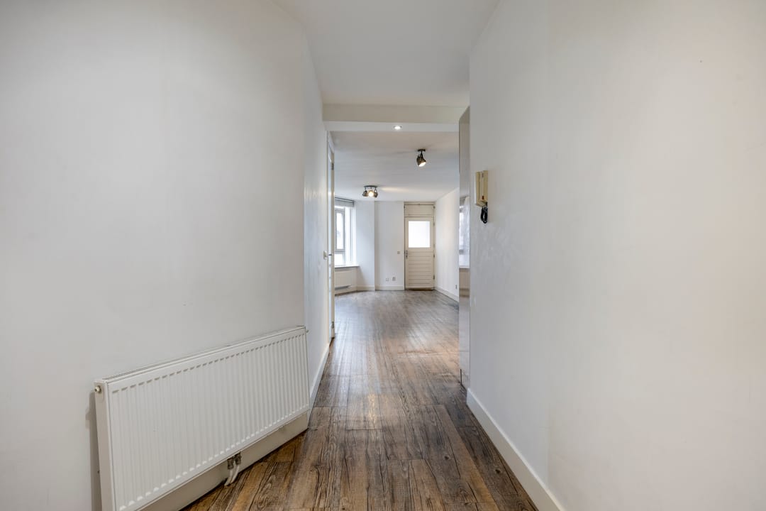 Photo 2 of Bloemstraat 214