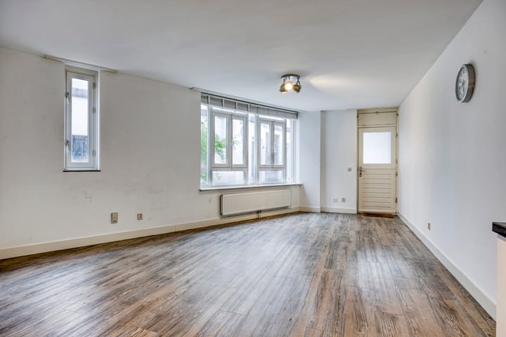 Foto 3 van Bloemstraat 214