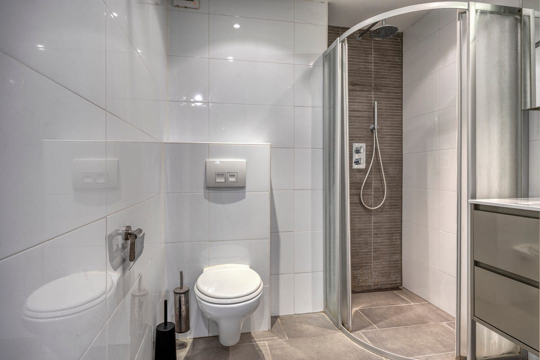 Photo 8 of Bloemstraat 214