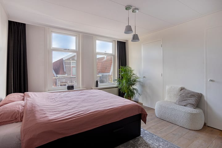 Foto 33 van Ooievaarstraat 52