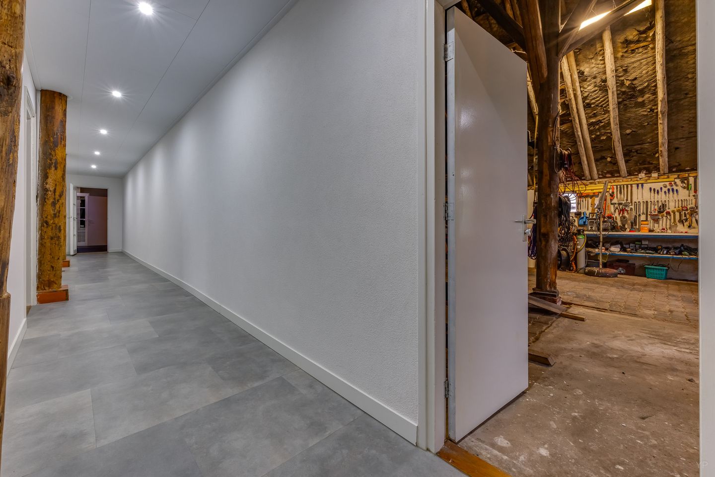 Photo 35 of Ter Apelkanaal Oost 35