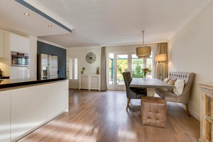 Photo 11 of Kerktorenstraat 68