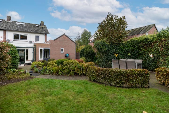 Photo 38 of Kerktorenstraat 68