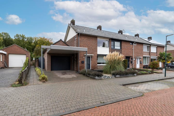 Photo 44 of Kerktorenstraat 68