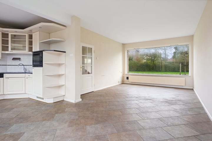 Photo 11 of Markenland 33