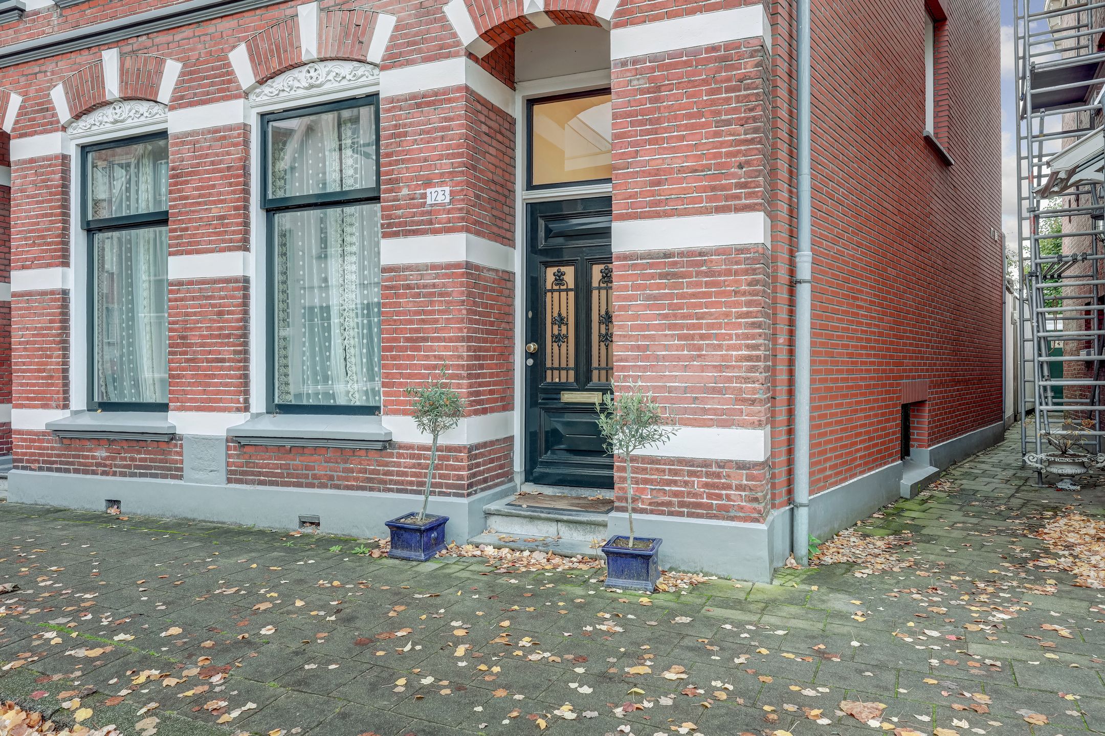 Photo 6 of Emmastraat 123