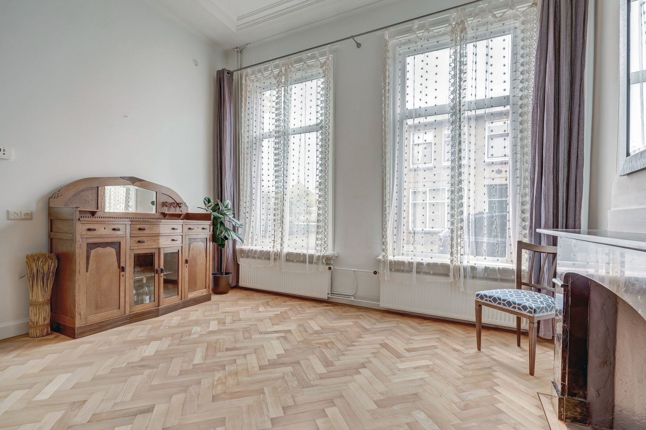 Photo 12 of Emmastraat 123