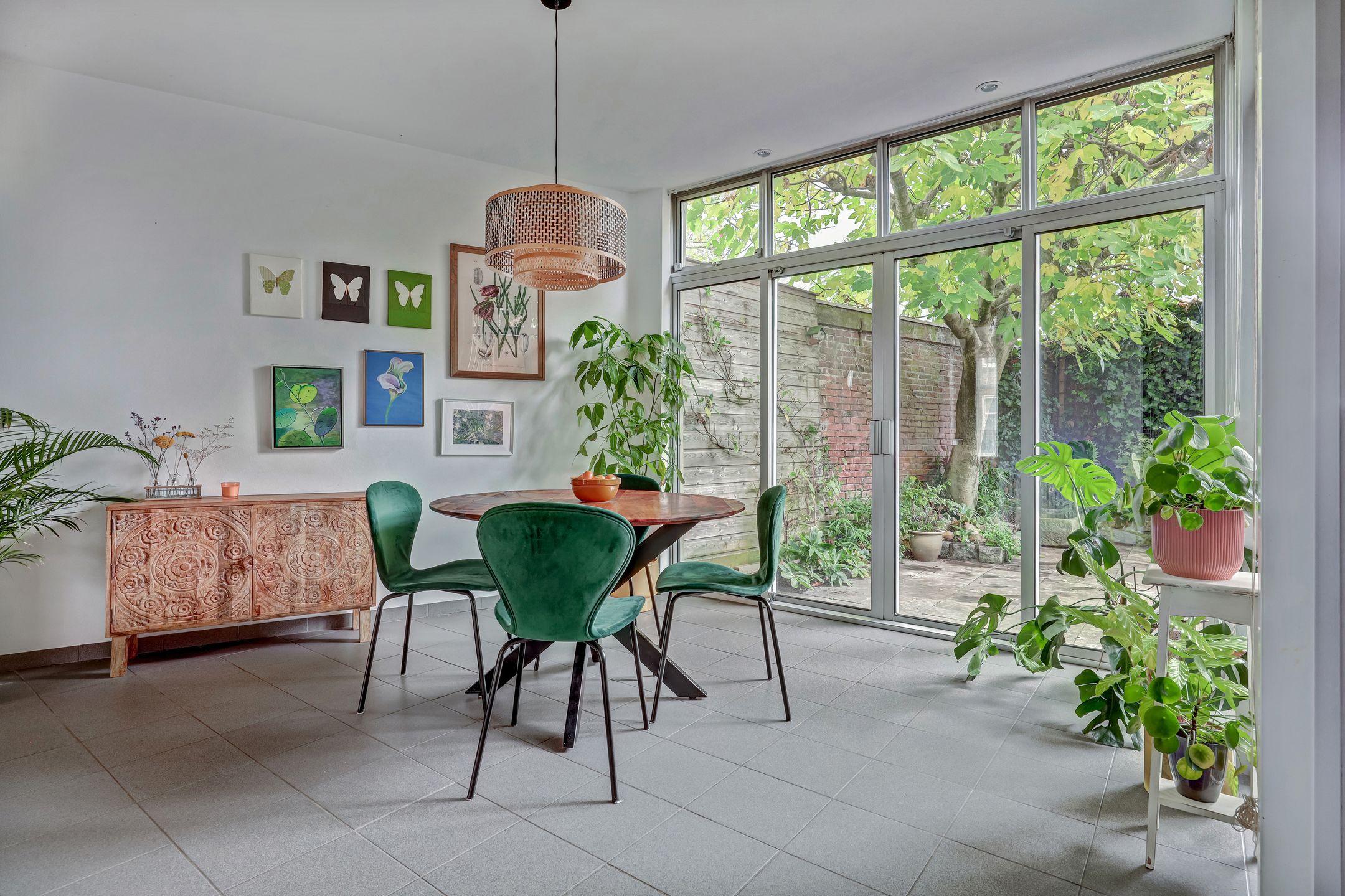 Photo 18 of Emmastraat 123