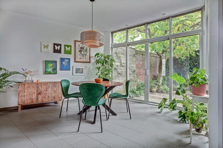 Photo 18 of Emmastraat 123