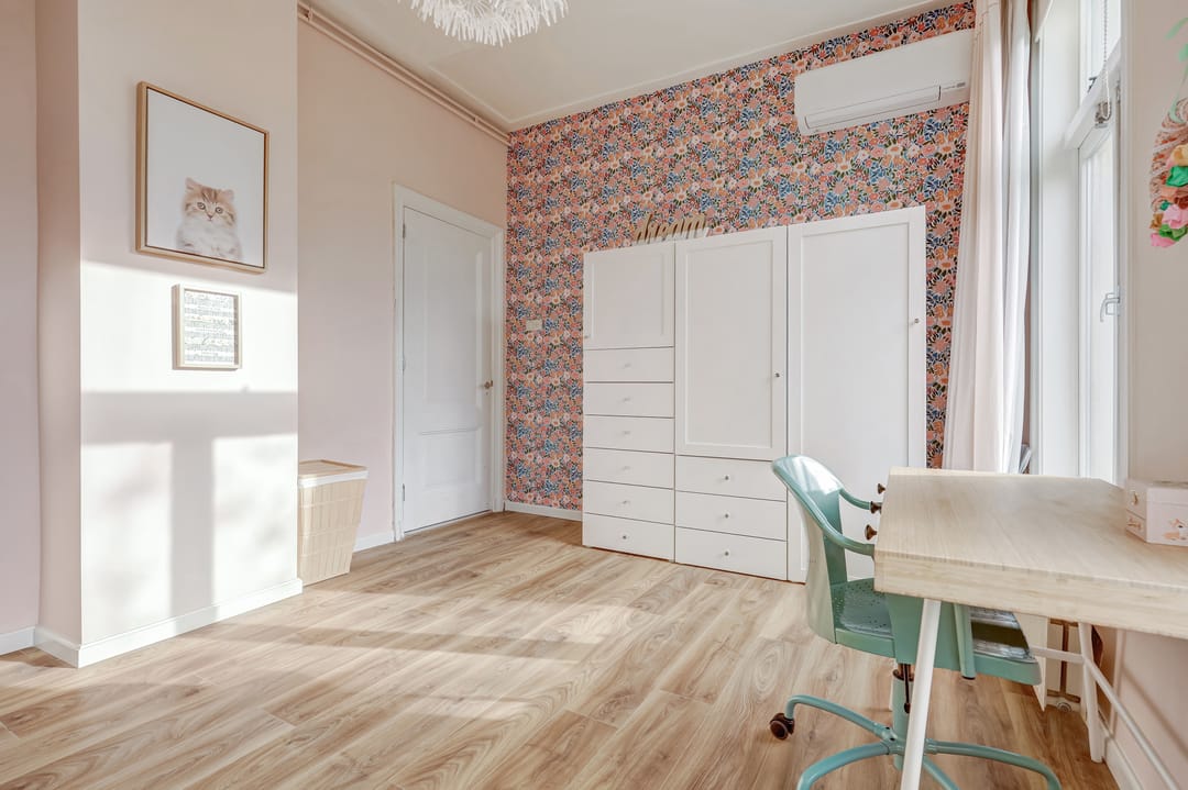 Photo 41 of Emmastraat 123