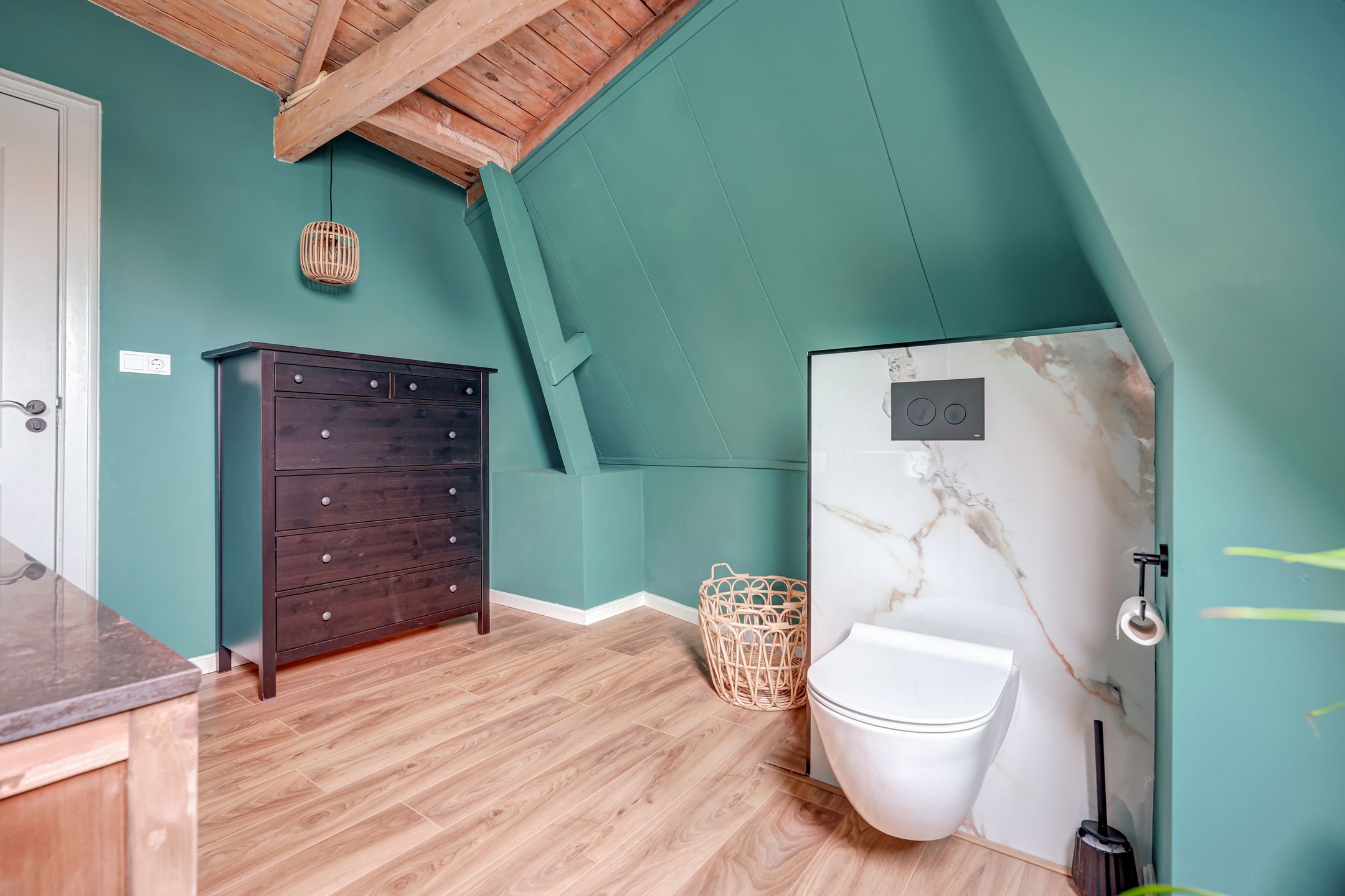 Photo 48 of Emmastraat 123