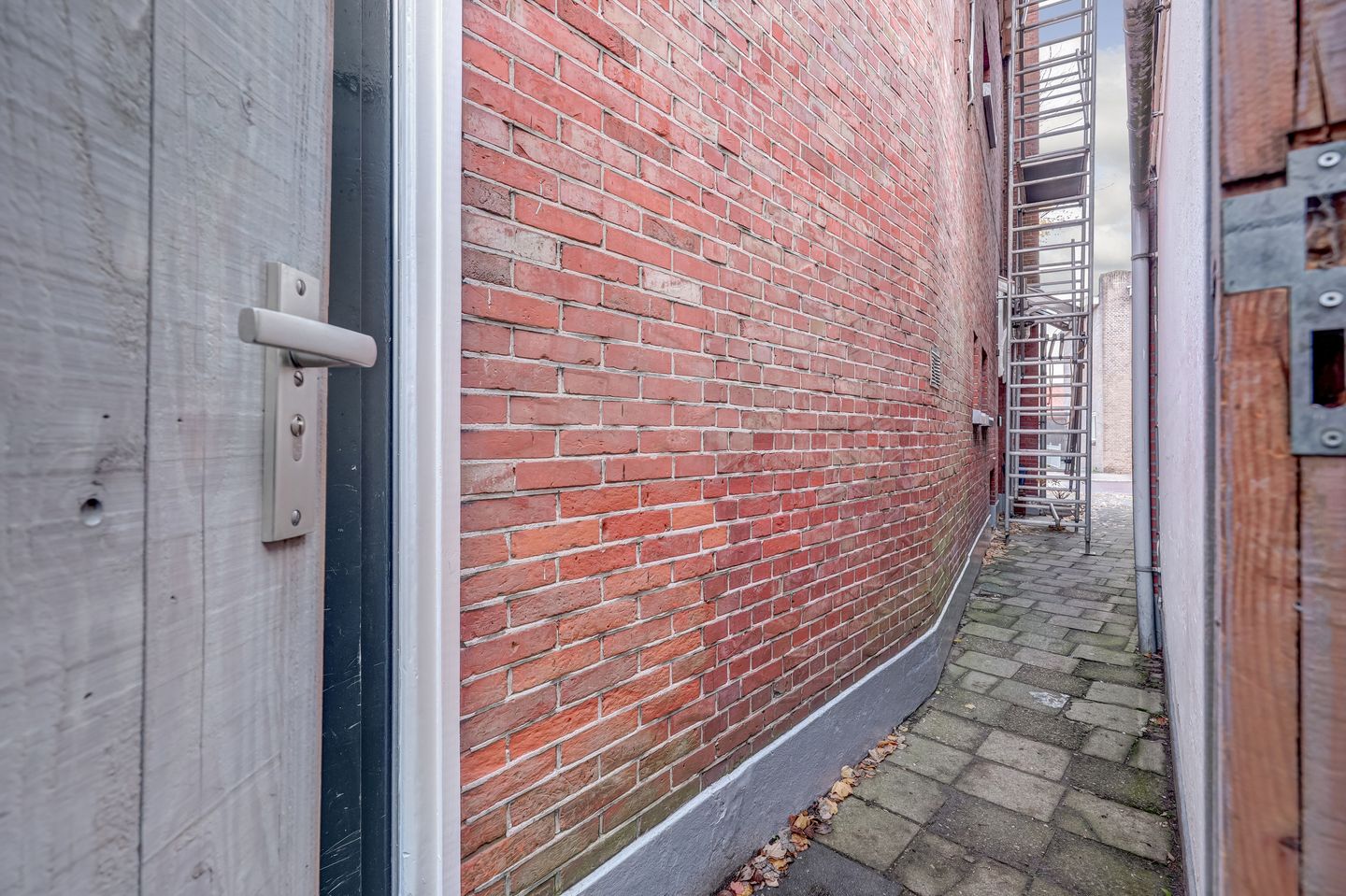 Photo 59 of Emmastraat 123