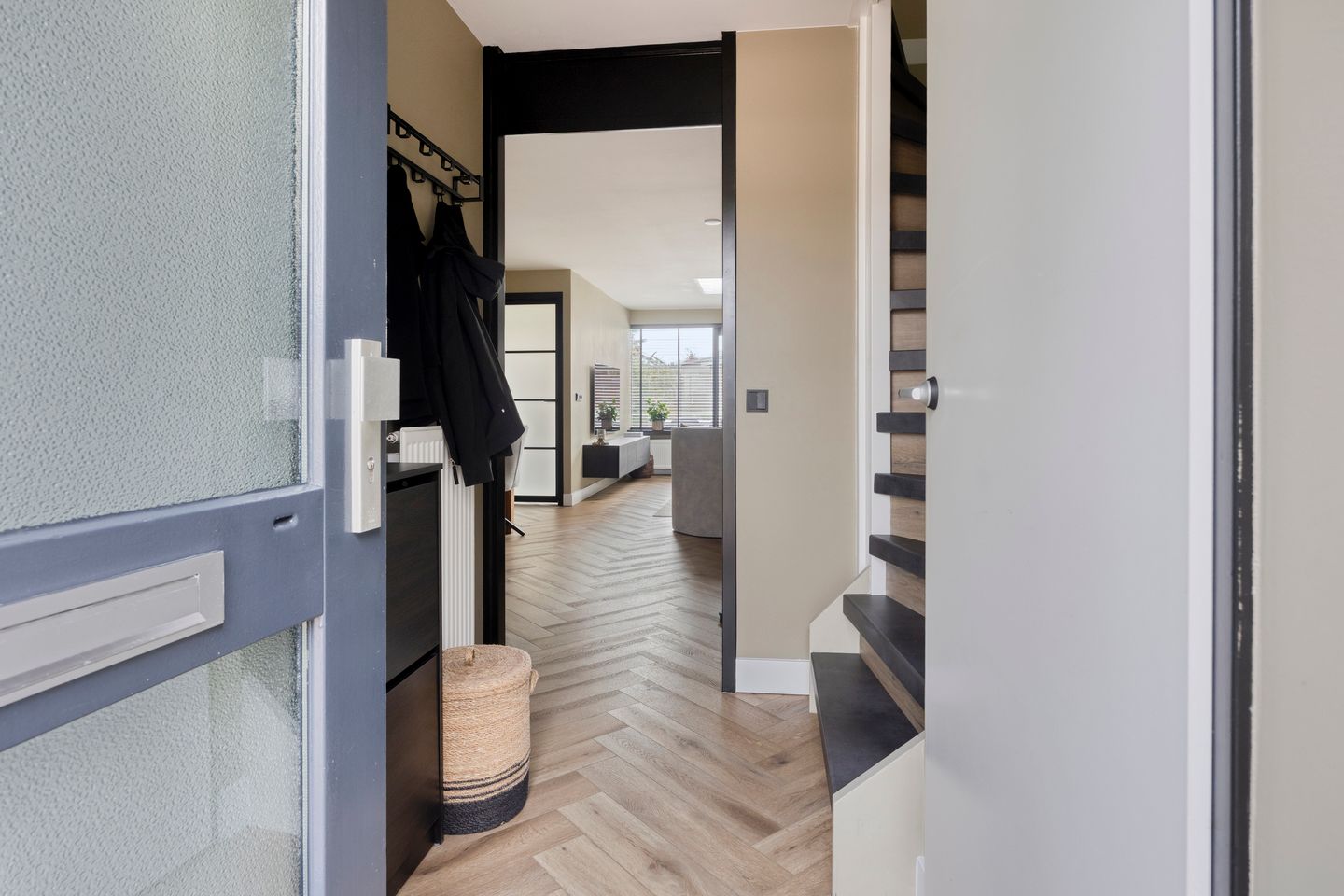 Foto 4 van Van Laarstraat 18