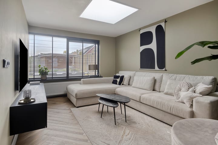 Foto 7 van Van Laarstraat 18