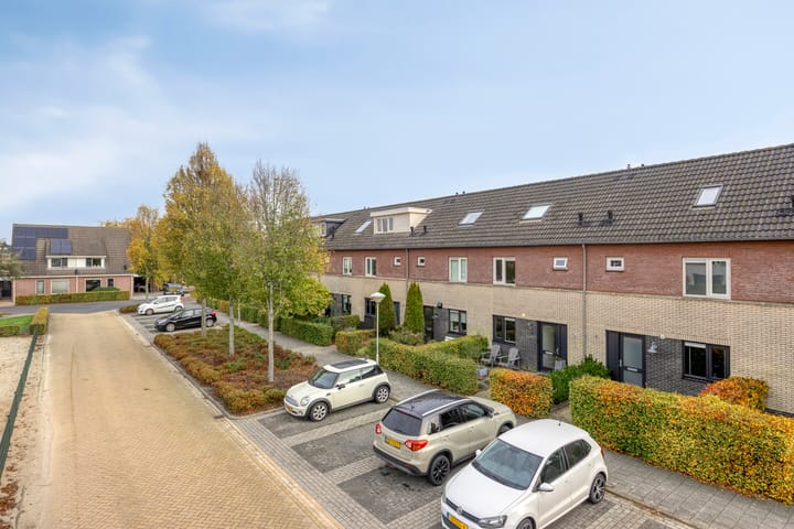 Foto 35 van Van Laarstraat 18