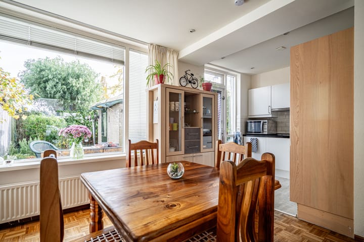 Photo 12 of Servatiusstraat 10