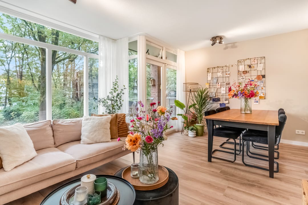 Photo 2 of Juliana van Stolberglaan 21