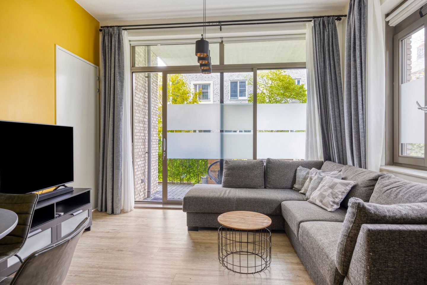 Foto 14 van Faas Wilkesstraat 6