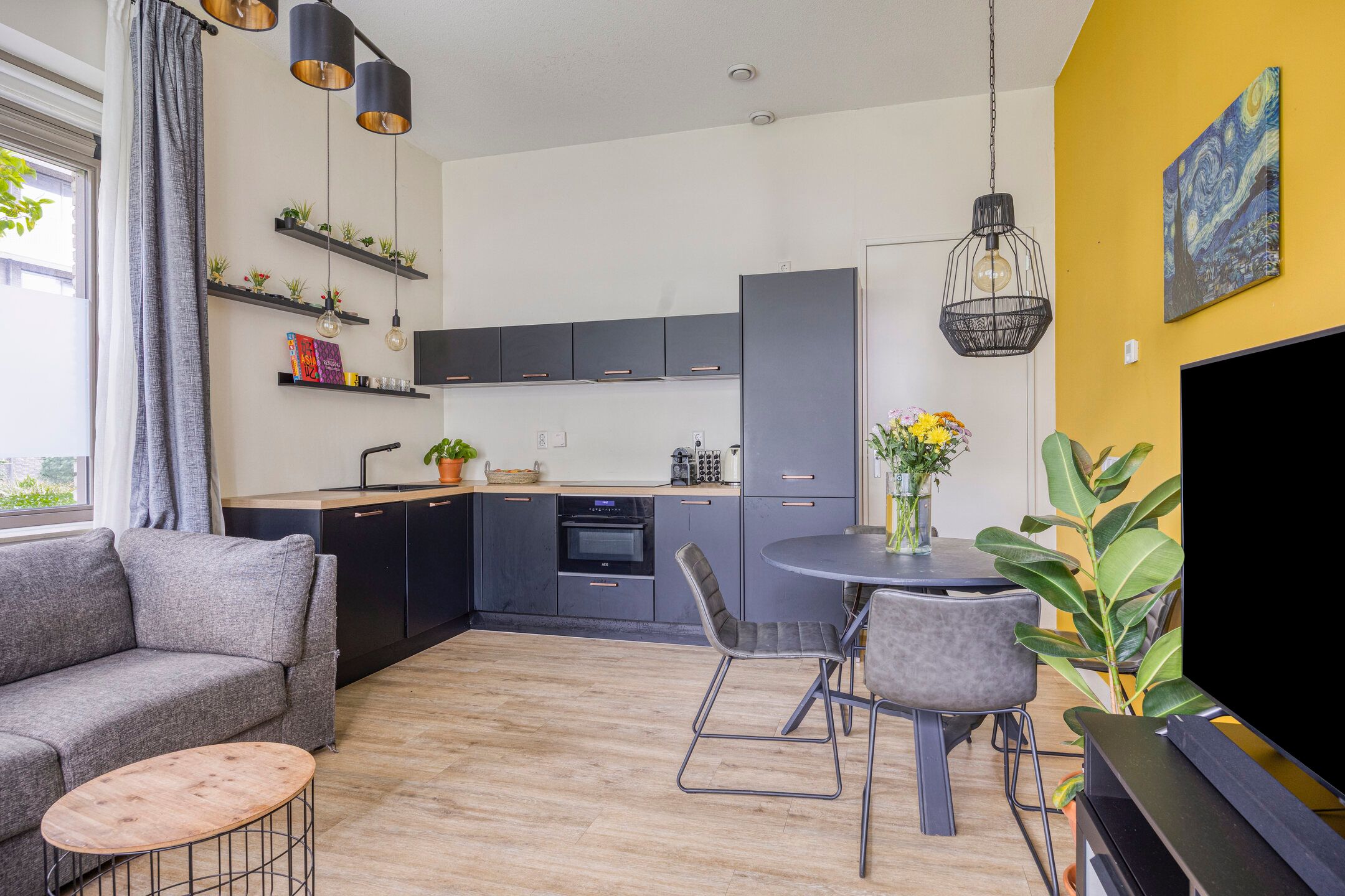 Foto 3 van Faas Wilkesstraat 6