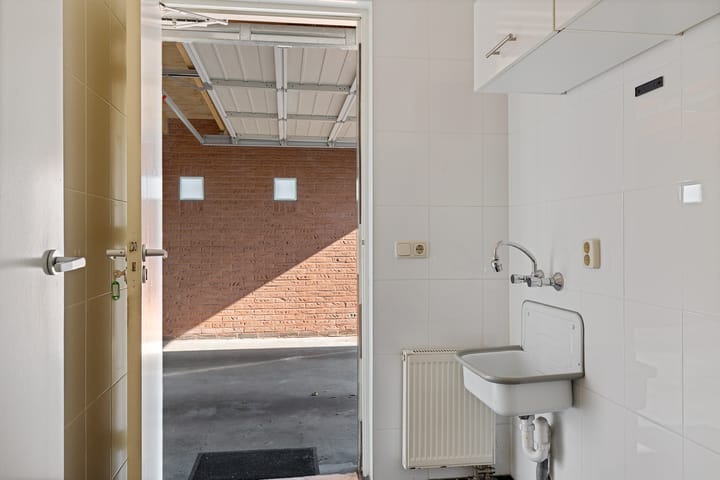 Foto 19 van Da. A.M.L. Frevelstraat 32