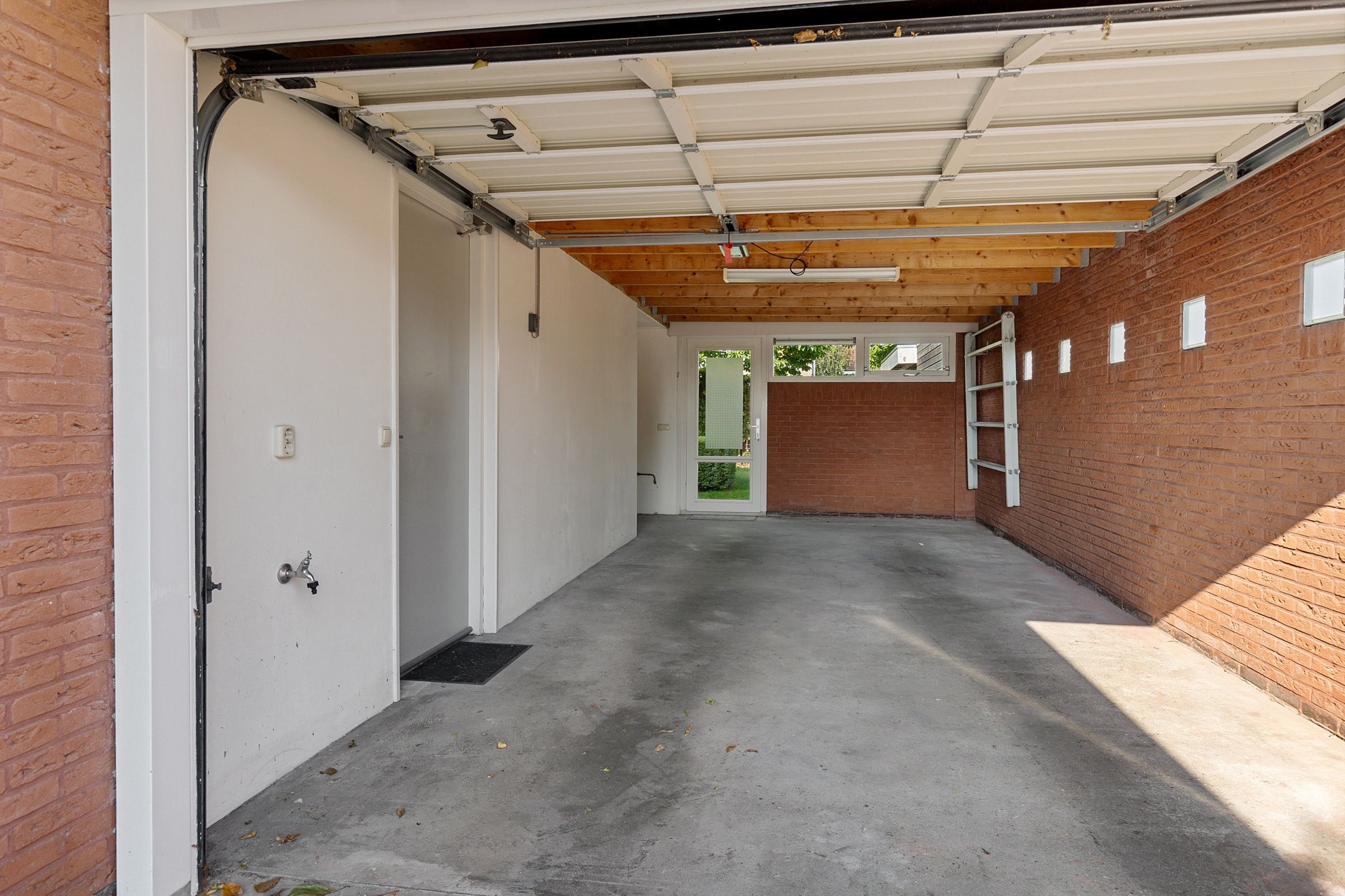 Foto 21 van Da. A.M.L. Frevelstraat 32