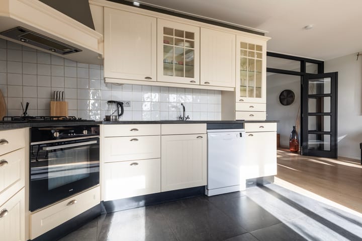 Photo 9 of Canterstins 26