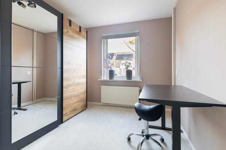 Photo 11 of Canterstins 26