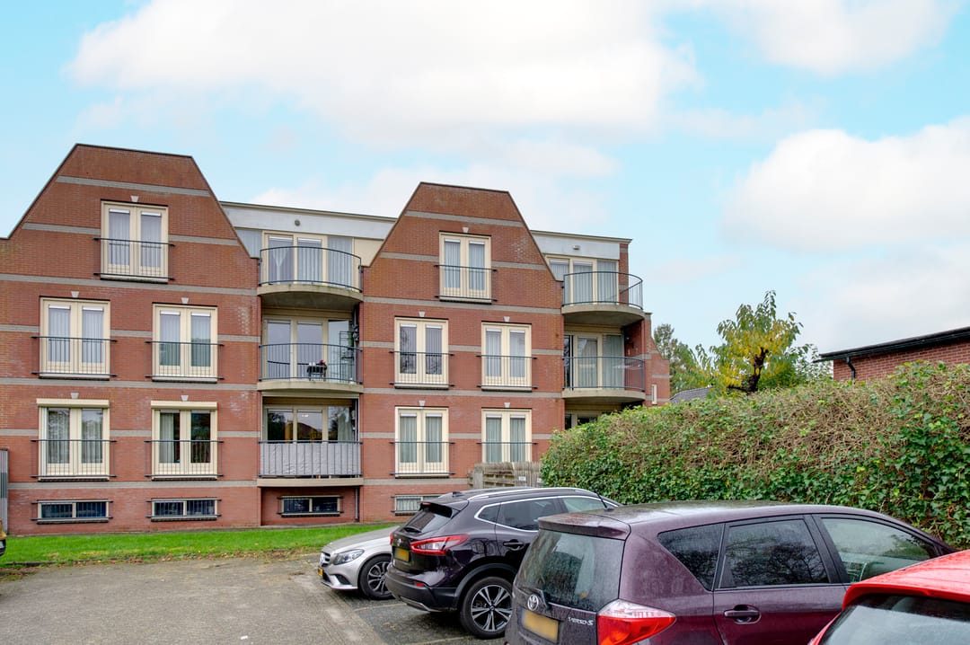 Photo 2 of Burgemeester Venemastraat 11-C4