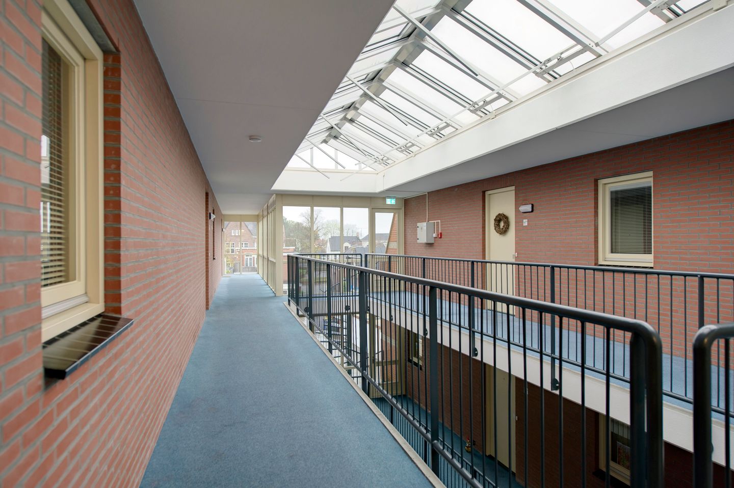 Photo 5 of Burgemeester Venemastraat 11-C4