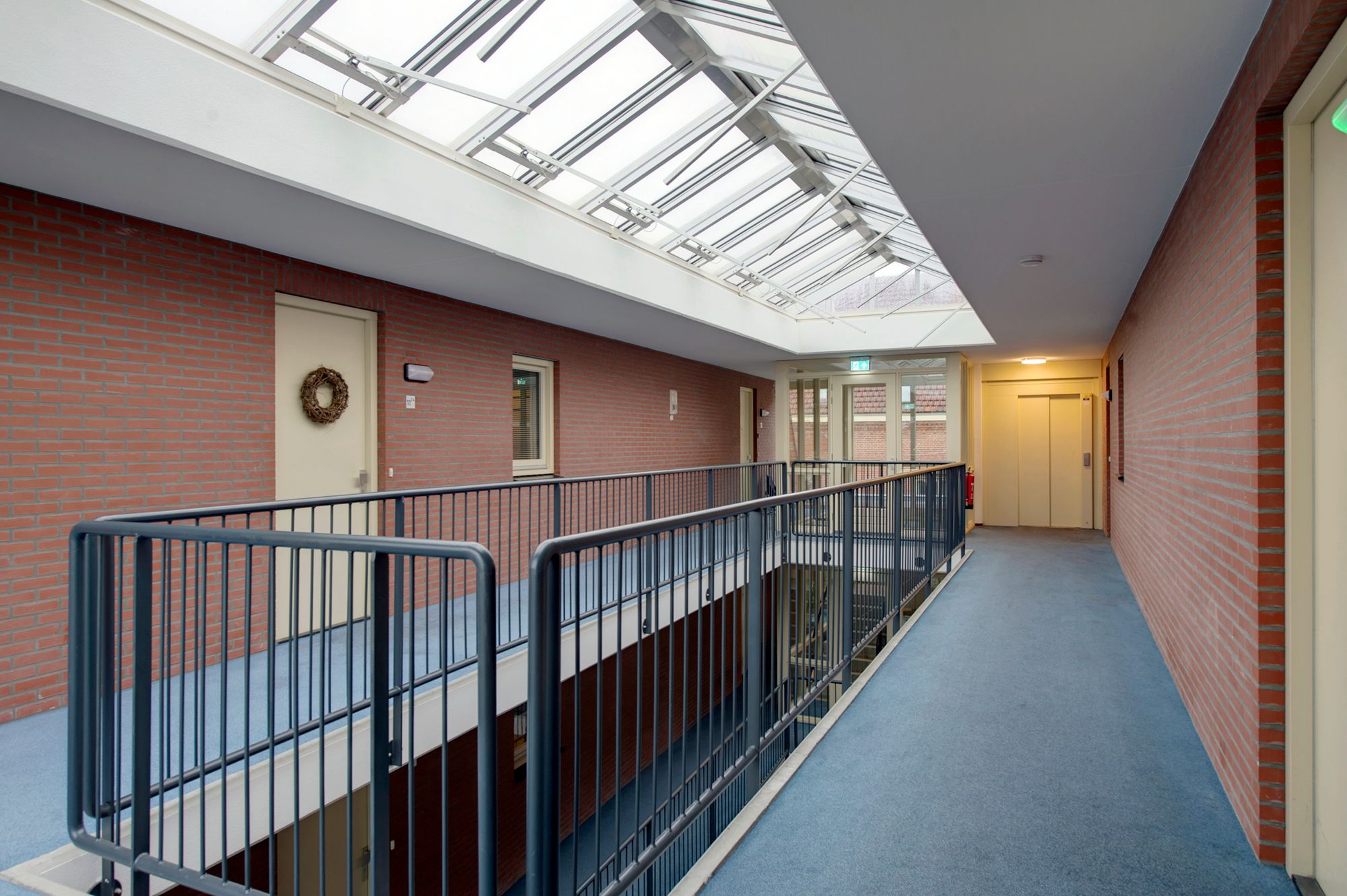 Photo 6 of Burgemeester Venemastraat 11-C4