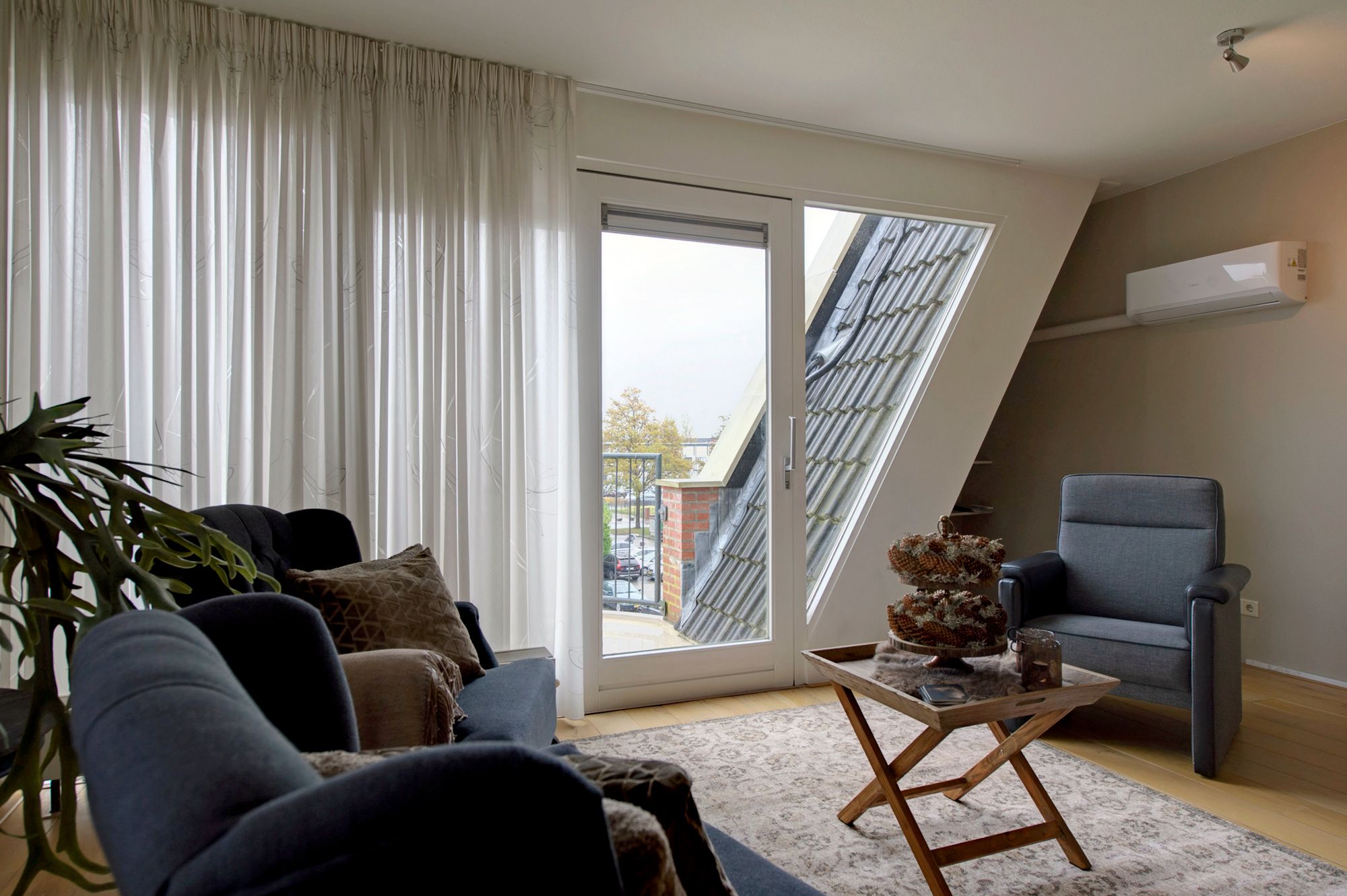 Photo 9 of Burgemeester Venemastraat 11-C4