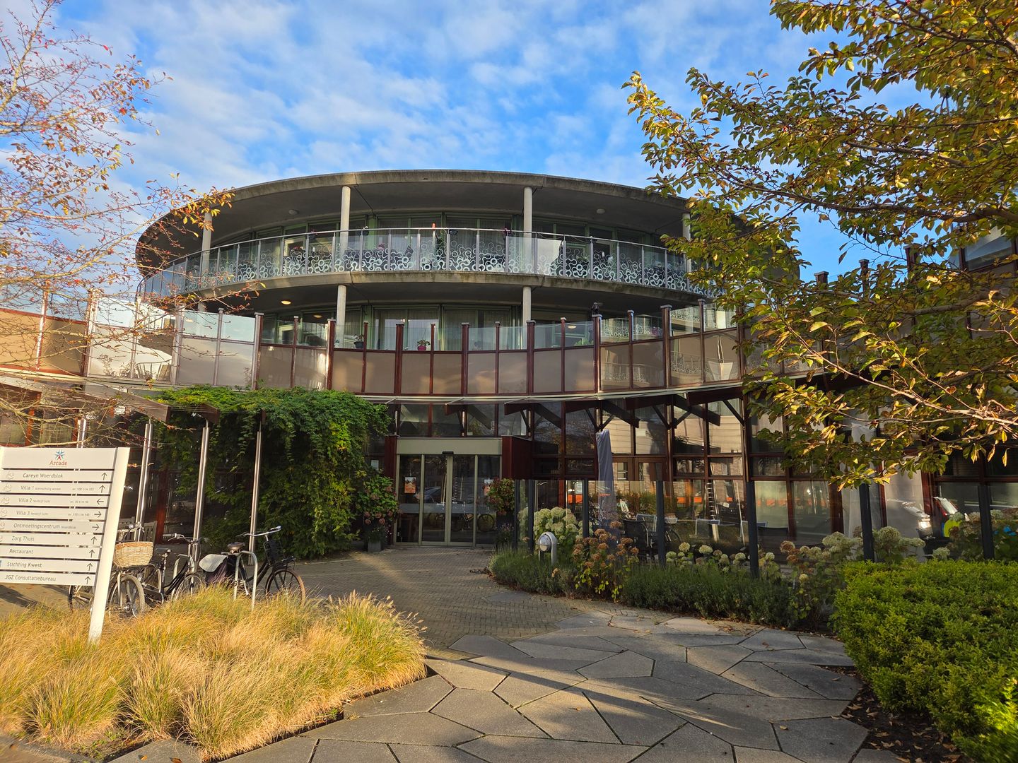 Bekijk foto 1 van Schiereiland 54