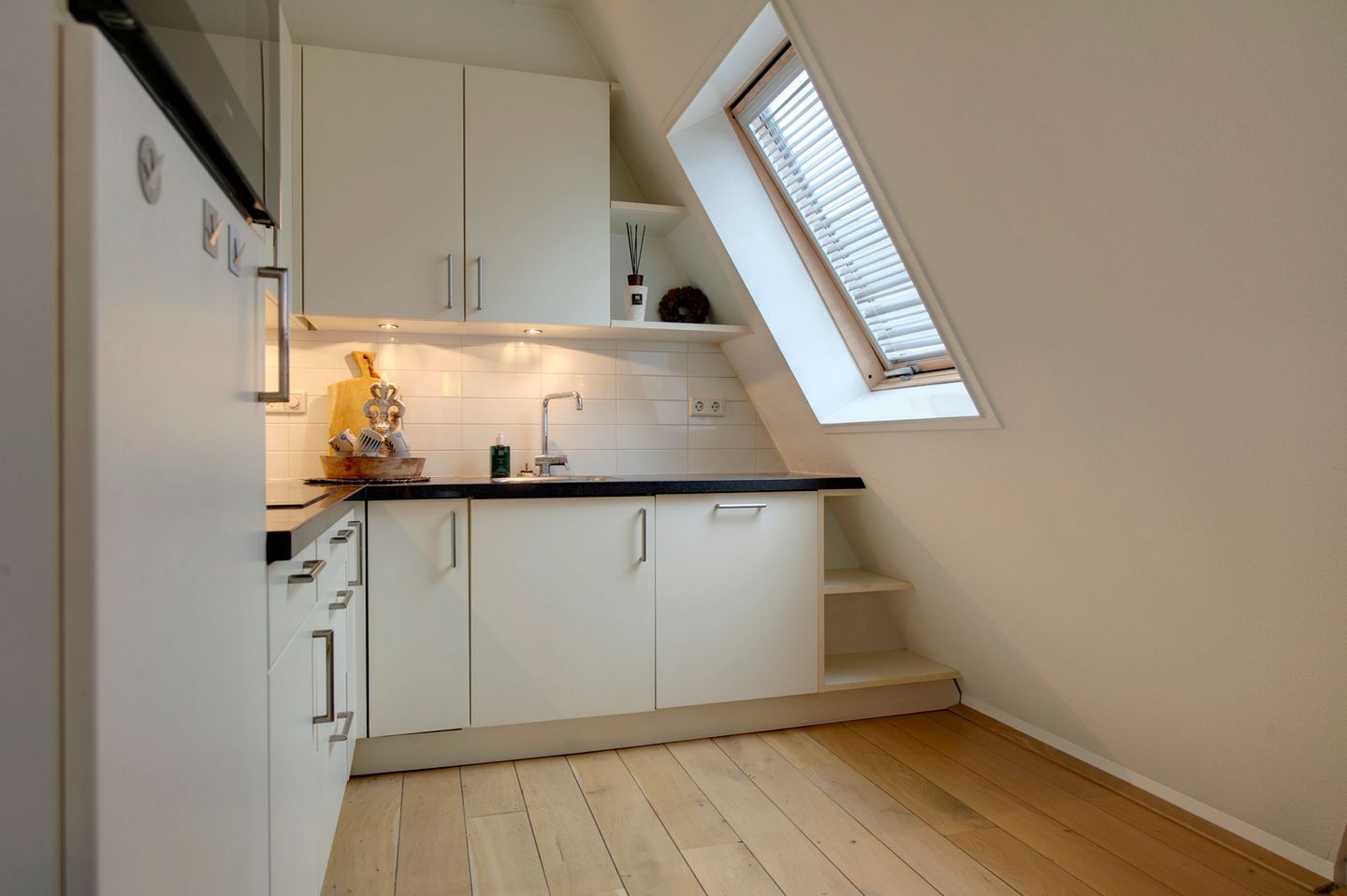 Photo 14 of Burgemeester Venemastraat 11-C4