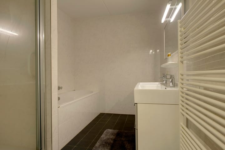 Foto 19 van Burgemeester Venemastraat 11-C4