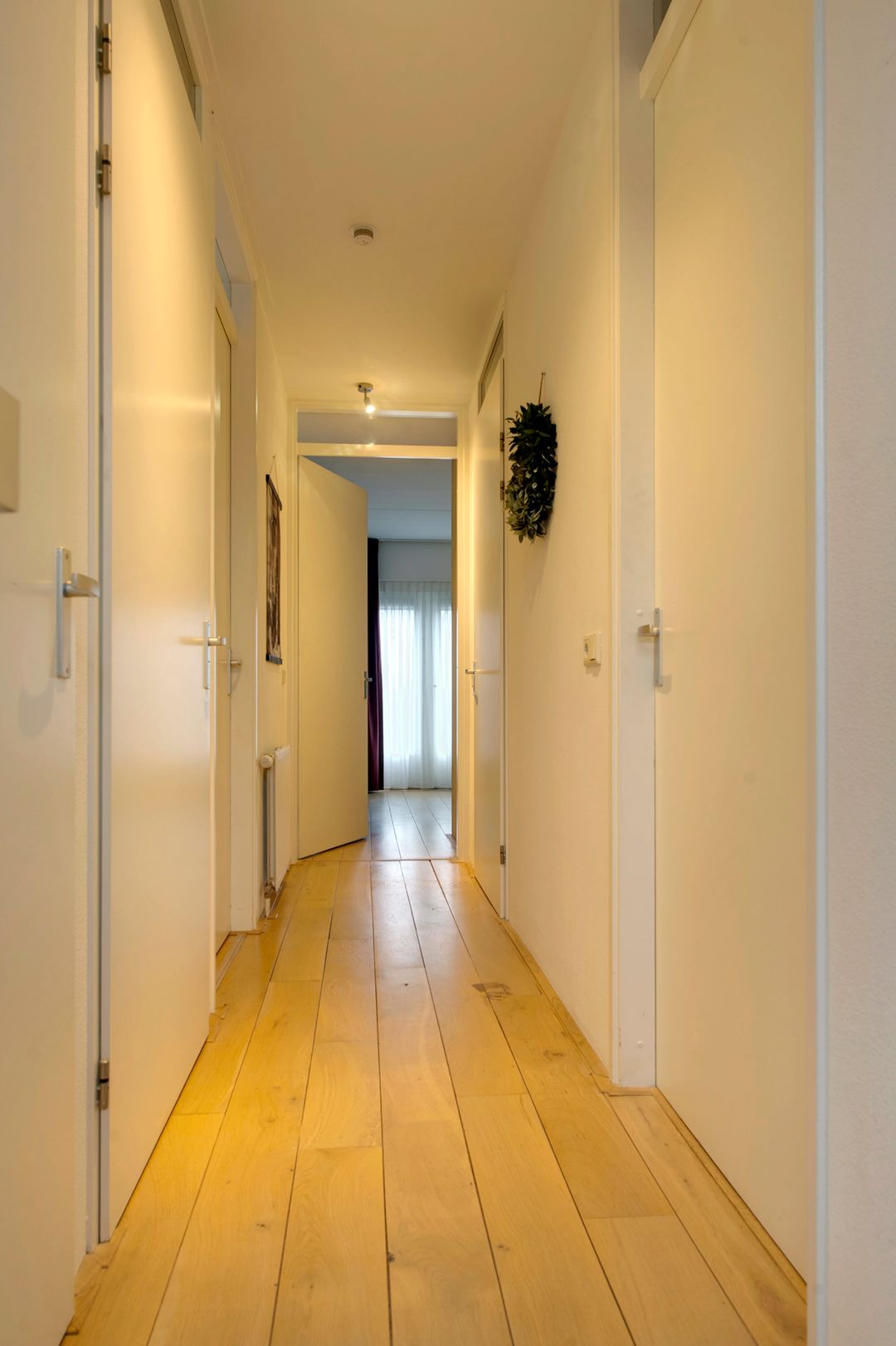 Photo 22 of Burgemeester Venemastraat 11-C4