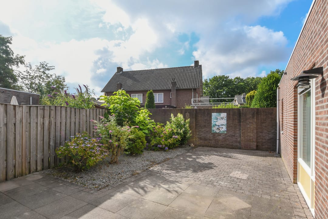 Foto 22 van Alstorphiushof 10