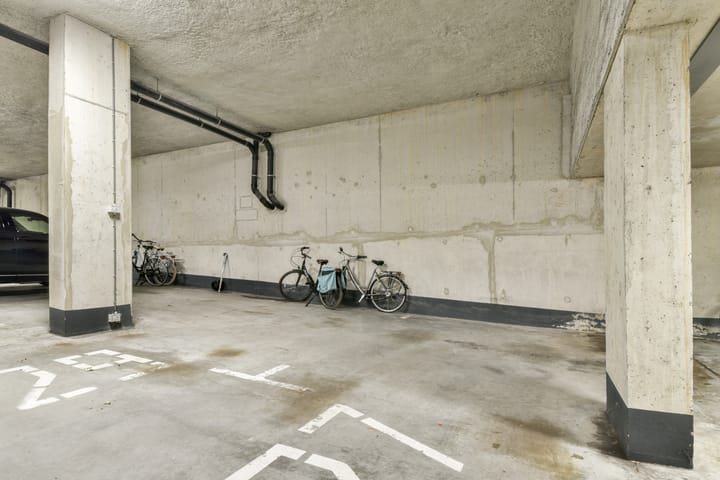 Photo 34 of Sint-Jobskade 532