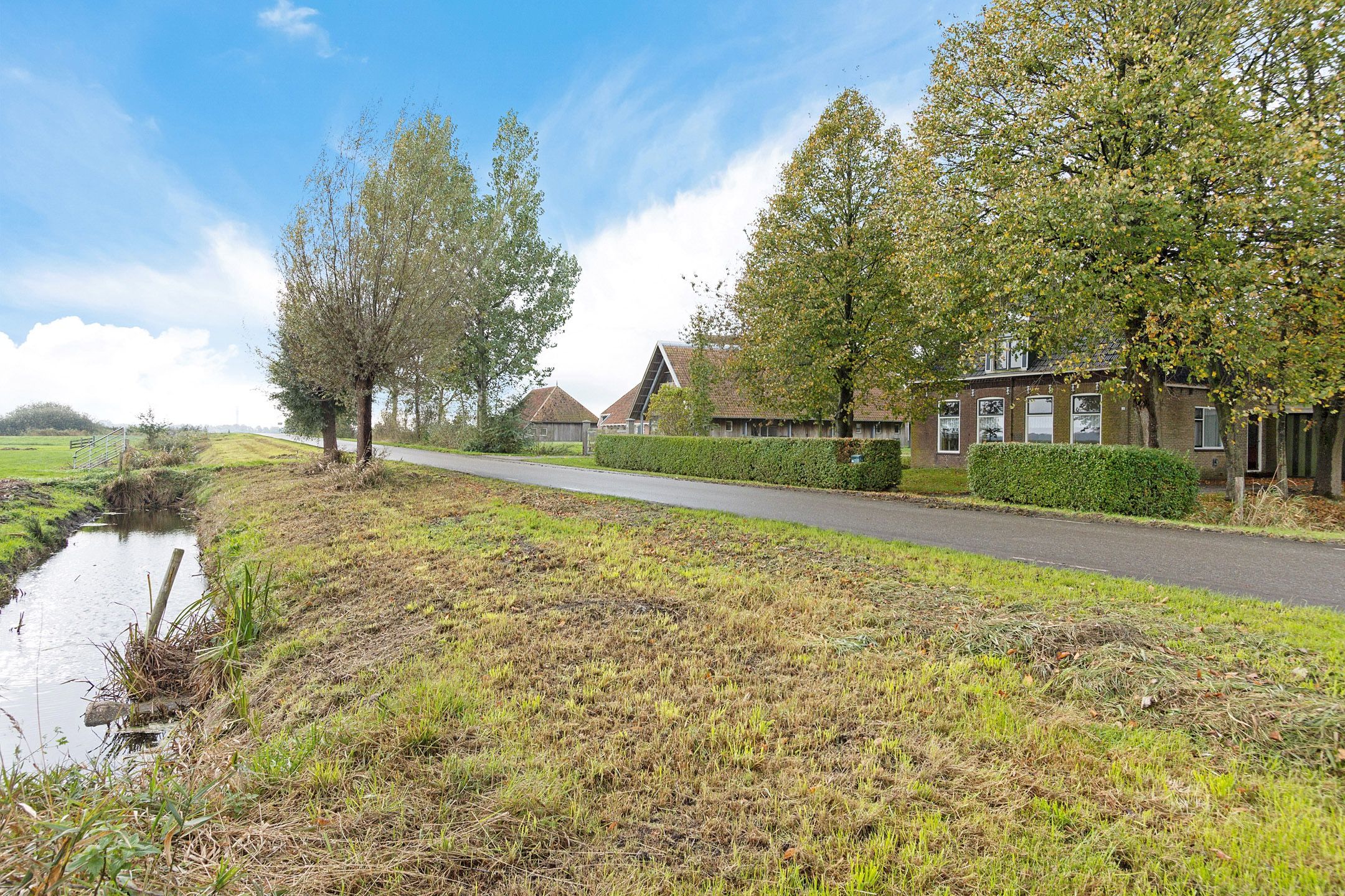 Foto 9 van Nummer 19