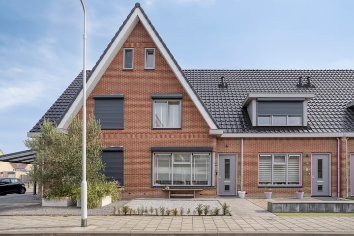 Foto 5 van Carmen 48