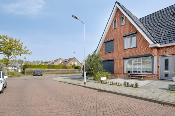 Foto 31 van Carmen 48