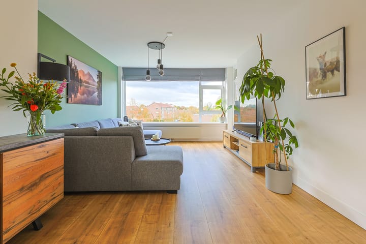 Photo 4 of Kortenaerstraat 2-C