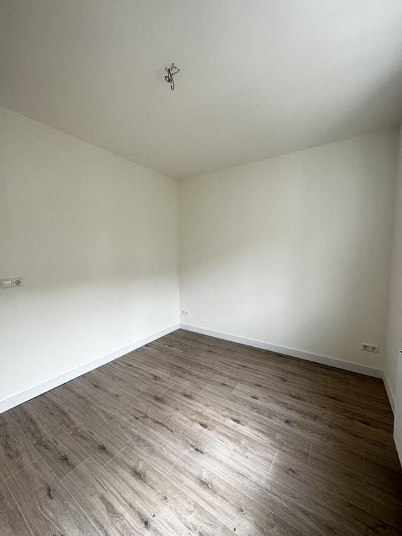 Photo 15 of Waverstraat 68-2