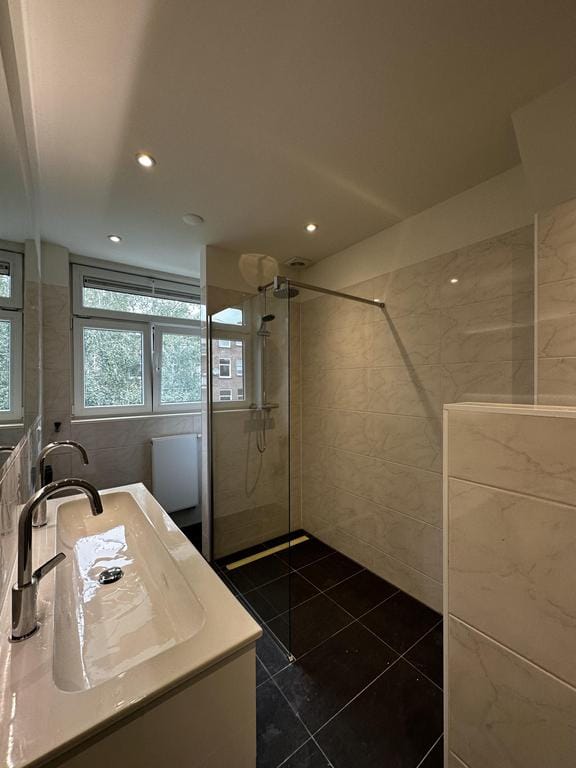 Photo 17 of Waverstraat 68-2