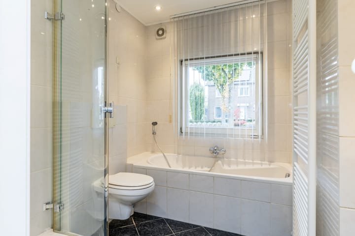 Photo 25 of Mevrouw van der Meijstraat 26