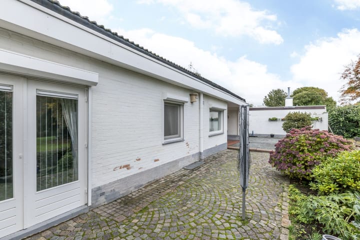 Photo 33 of Mevrouw van der Meijstraat 26