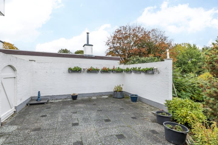 Photo 35 of Mevrouw van der Meijstraat 26