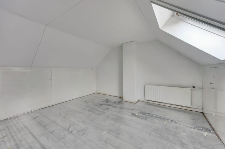 Foto 23 van Burgemeester Van Veenlaan 80