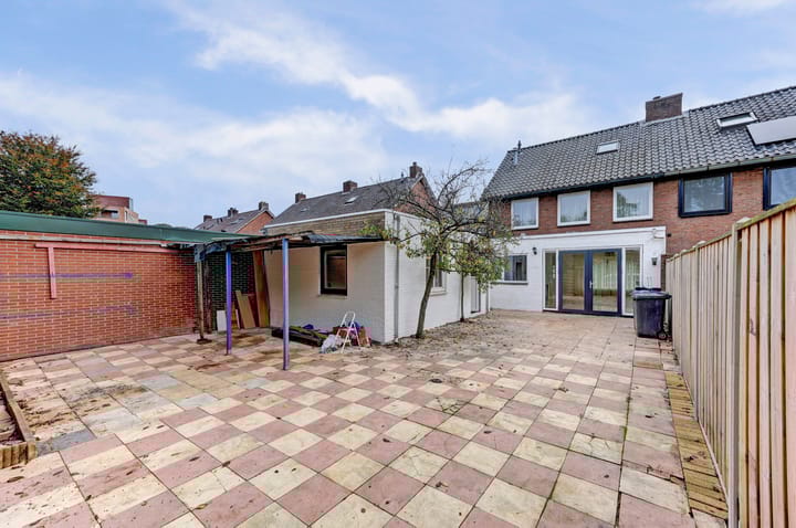 Foto 25 van Burgemeester Van Veenlaan 80