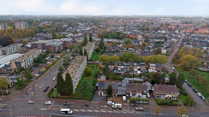 Foto 28 van Burgemeester Van Veenlaan 80