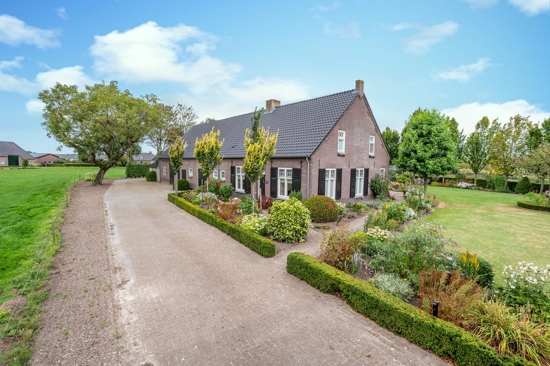 Photo 1 of Diepenbroek 16